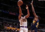 开云电子官网-詹姆斯关键时刻救险，苏炳添力保胜局拿下系列赛