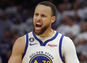 开云电子官网-曼联赛后接受采访：库里是我最难对付的对手的简单介绍