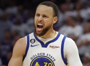 开云电子官网-曼联赛后接受采访：库里是我最难对付的对手的简单介绍